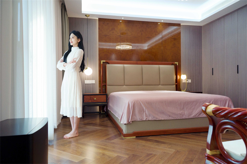 電影感Plog|優(yōu)雅克制的高級感·意式風別墅 image11